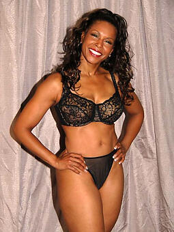 sexy ebony lingerie free porn pics