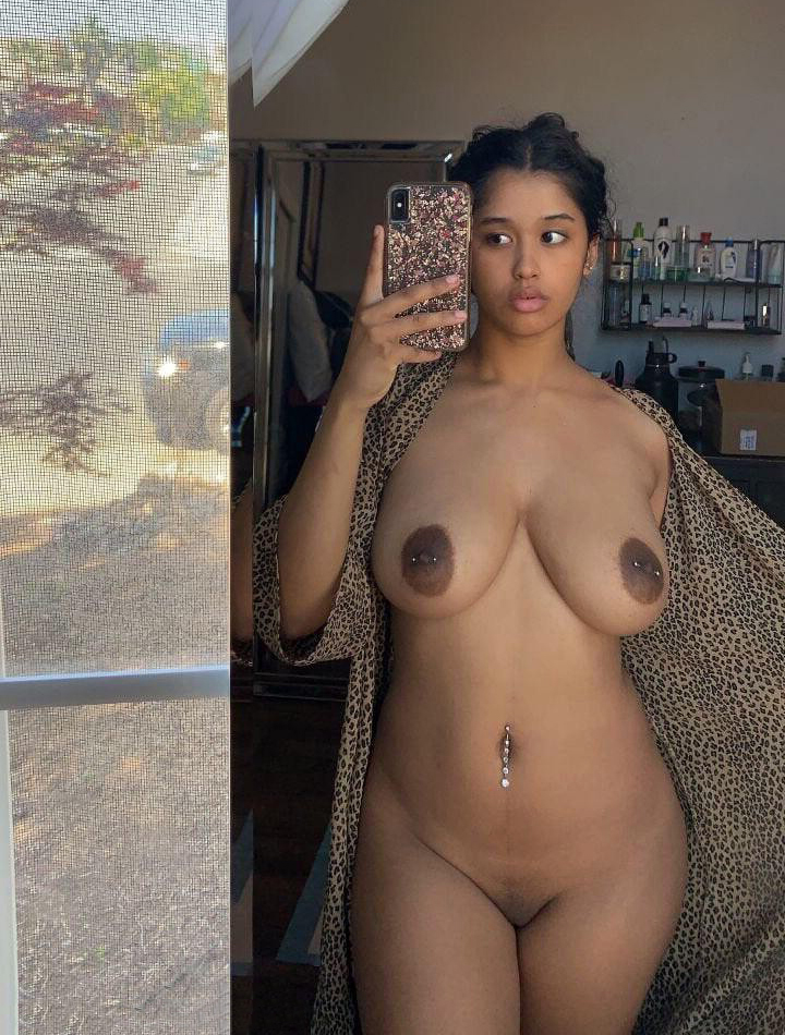 amature ebony selfshot porn pictures