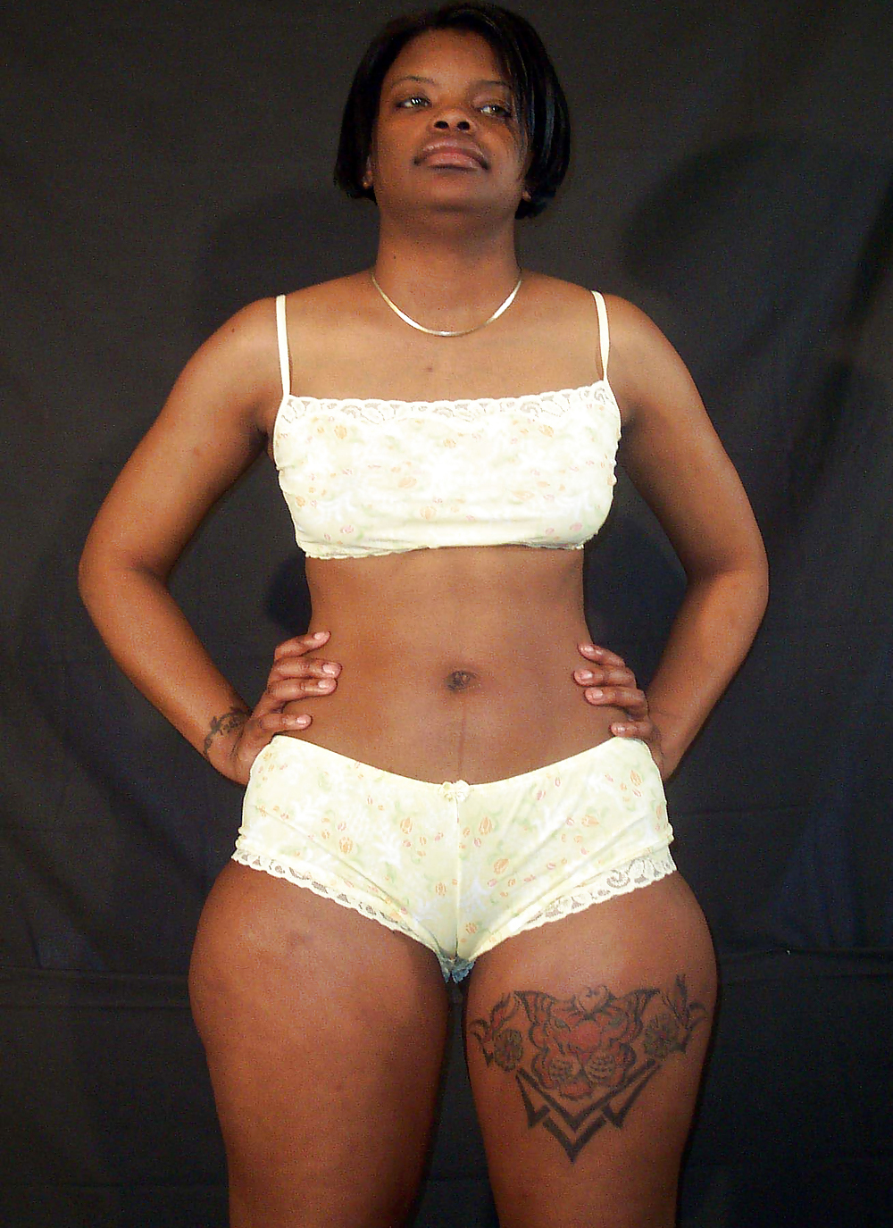 black girls with cameltoe free porn pics