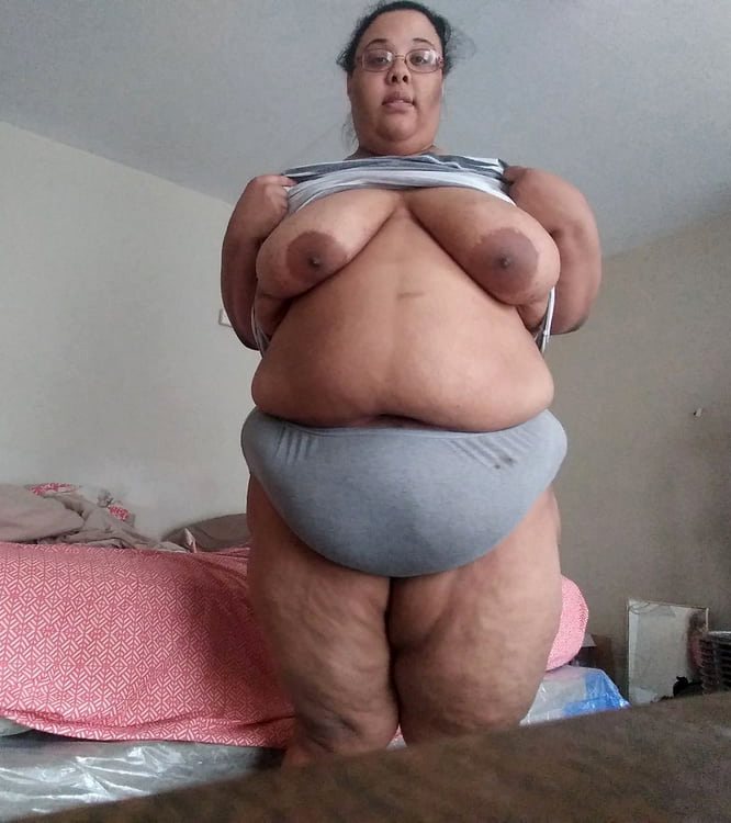 obese ebony pussy coaxing