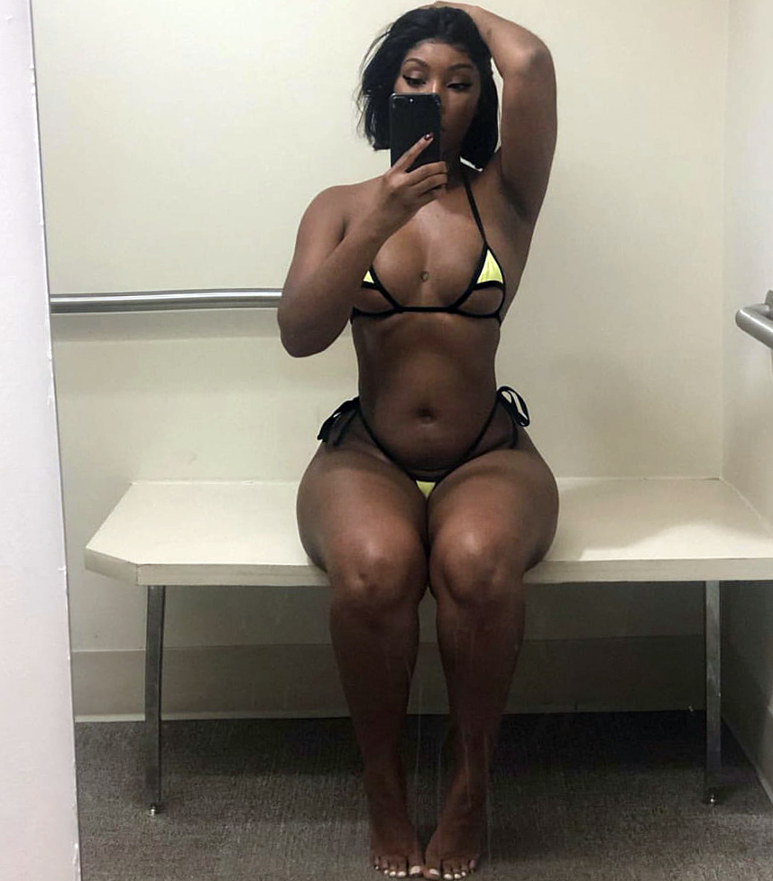 good-looking ebony selfshot pics